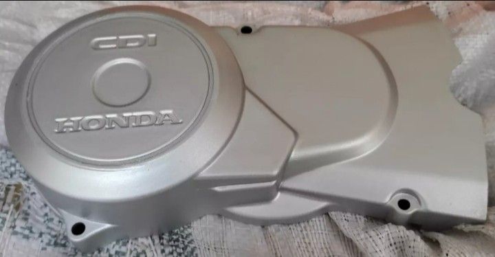 Plastic Magnet Cover for CD 70 Motorcycle | Motorcycle Plastic Magnet Tappa Cover for for 70cc Motorcycles - Image 2